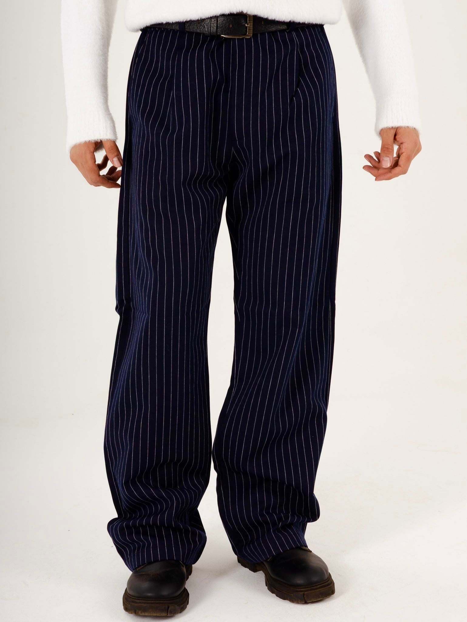 Navy Pinstriped Pants – ZÈOR