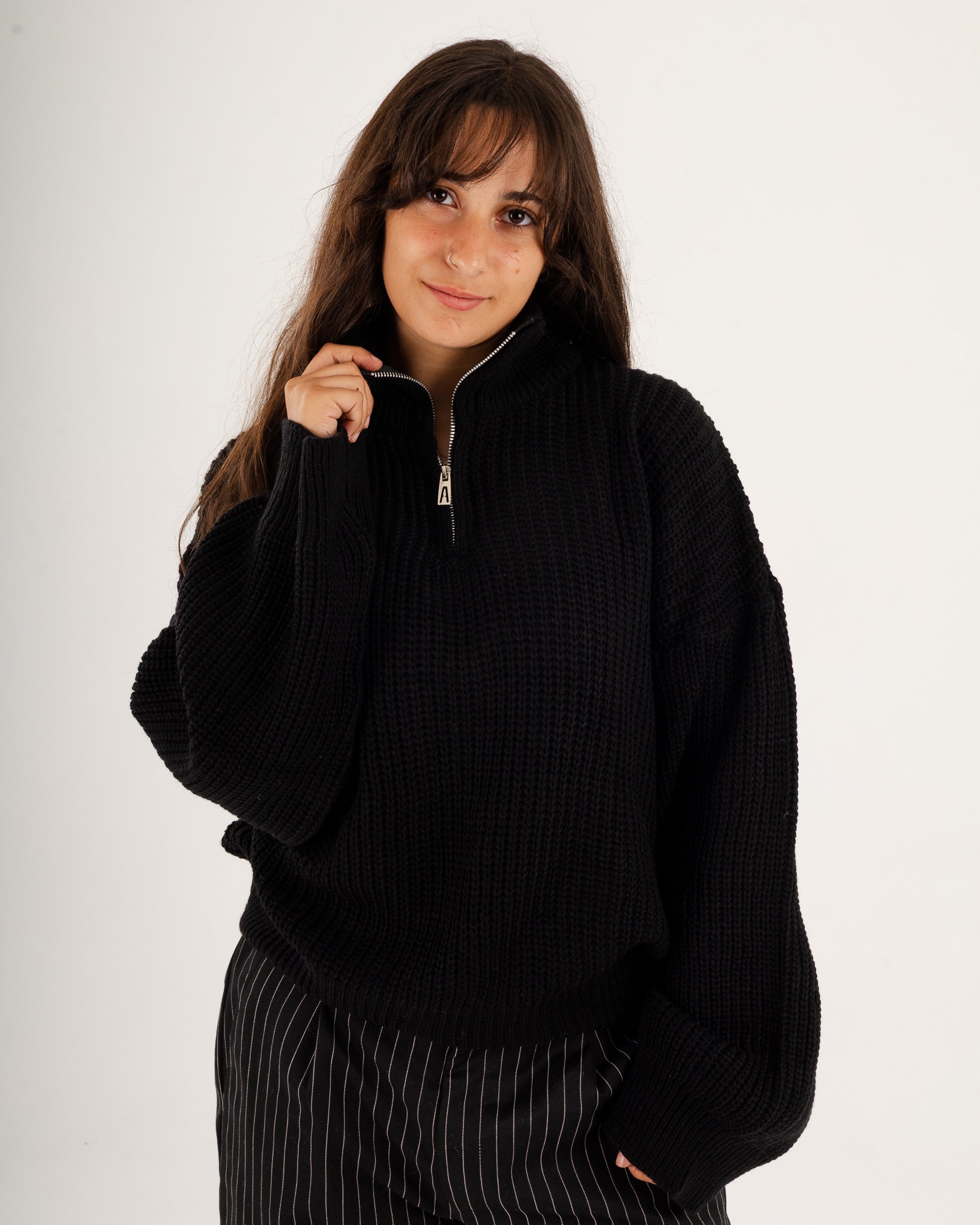 Black Quarter Zipper